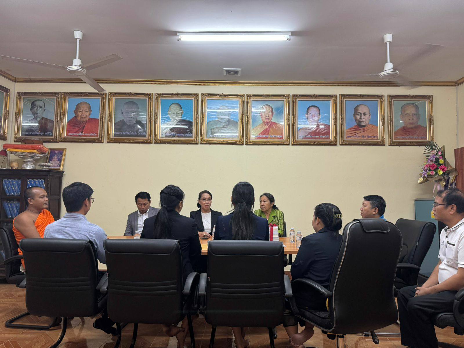 ຮູບກິດຈະກຳ 2